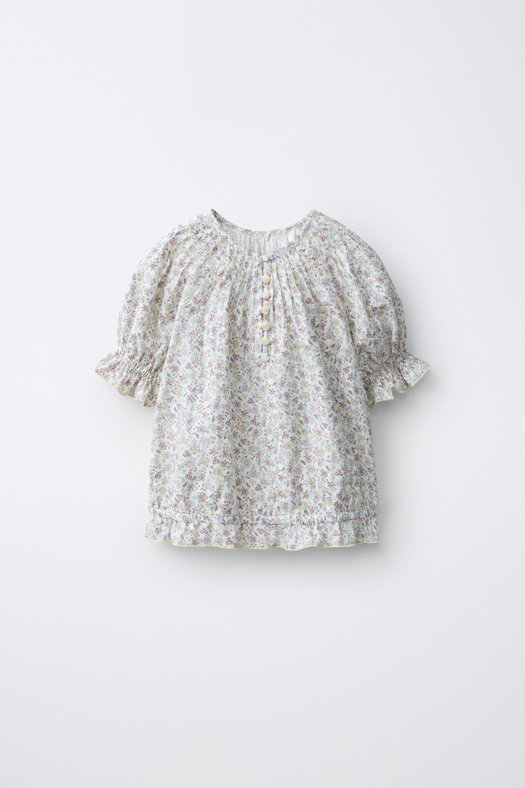 FLORAL PINTUCK BLOUSE